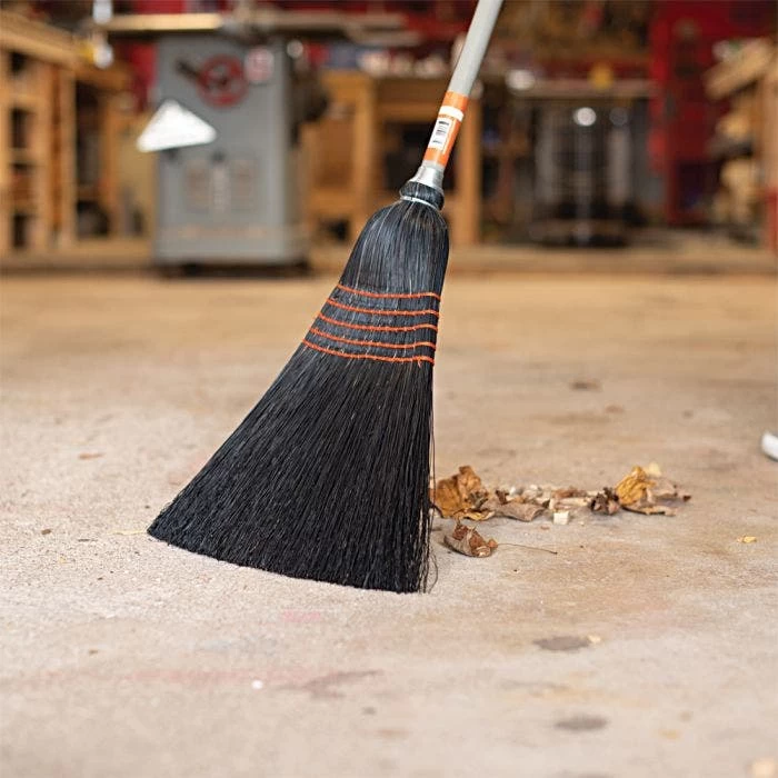 Leonard Lightweight Corn Broom 2 Leonard Lightweight Corn Broom - Image 2